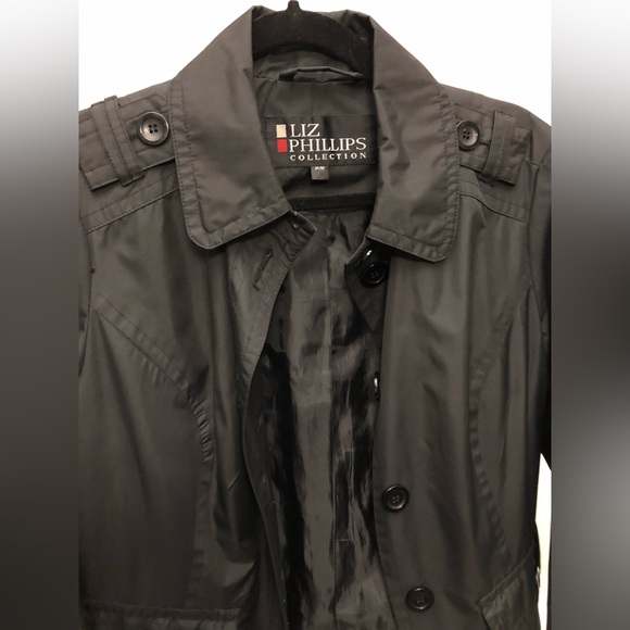 Vintage Liz Phillips rain coat - Picture 7 of 7